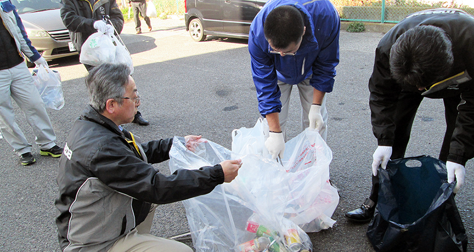 ２月１６日に当会会員の神戸マツダ様が今年２回目の清掃活動を実施しました。