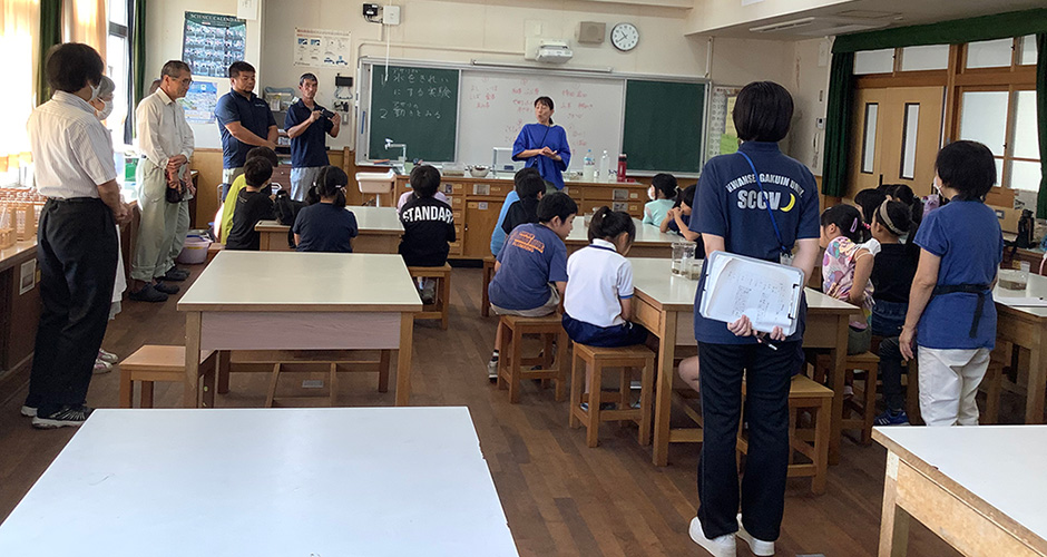 浜山小学校３年生、環境体験学習「アサリプロジェクト」５年生、兵庫運河についての学習が行われました。